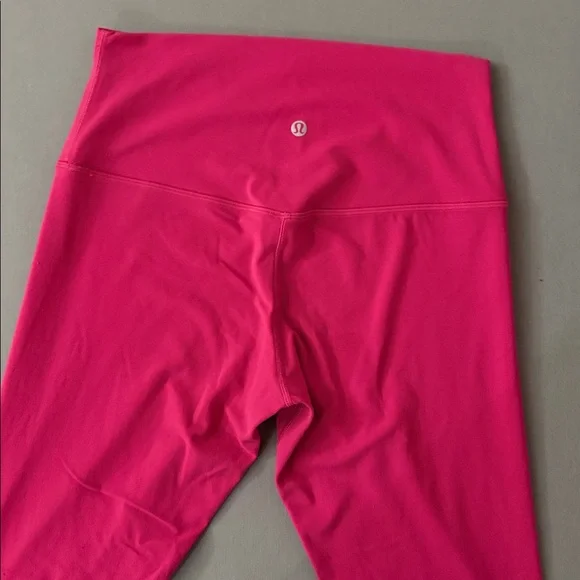 Lululemon align leggings 28” - Picture 4 of 7